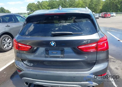 2017 BMW X1 xDrive28I из США, поврежденный, VIN WBXHT3C39H5F87921